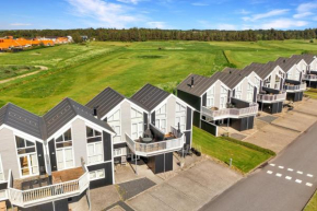 Laksen 64 - Cottage By The Town, Beach, And Golf Course